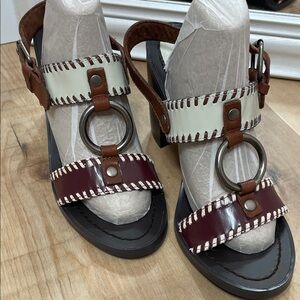 Chinese Laundry Leather Platform Sandals Brown O-Ring Heels Size 9